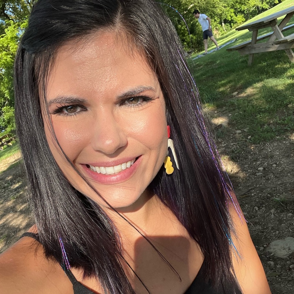 Meet your Posher, Alyssa